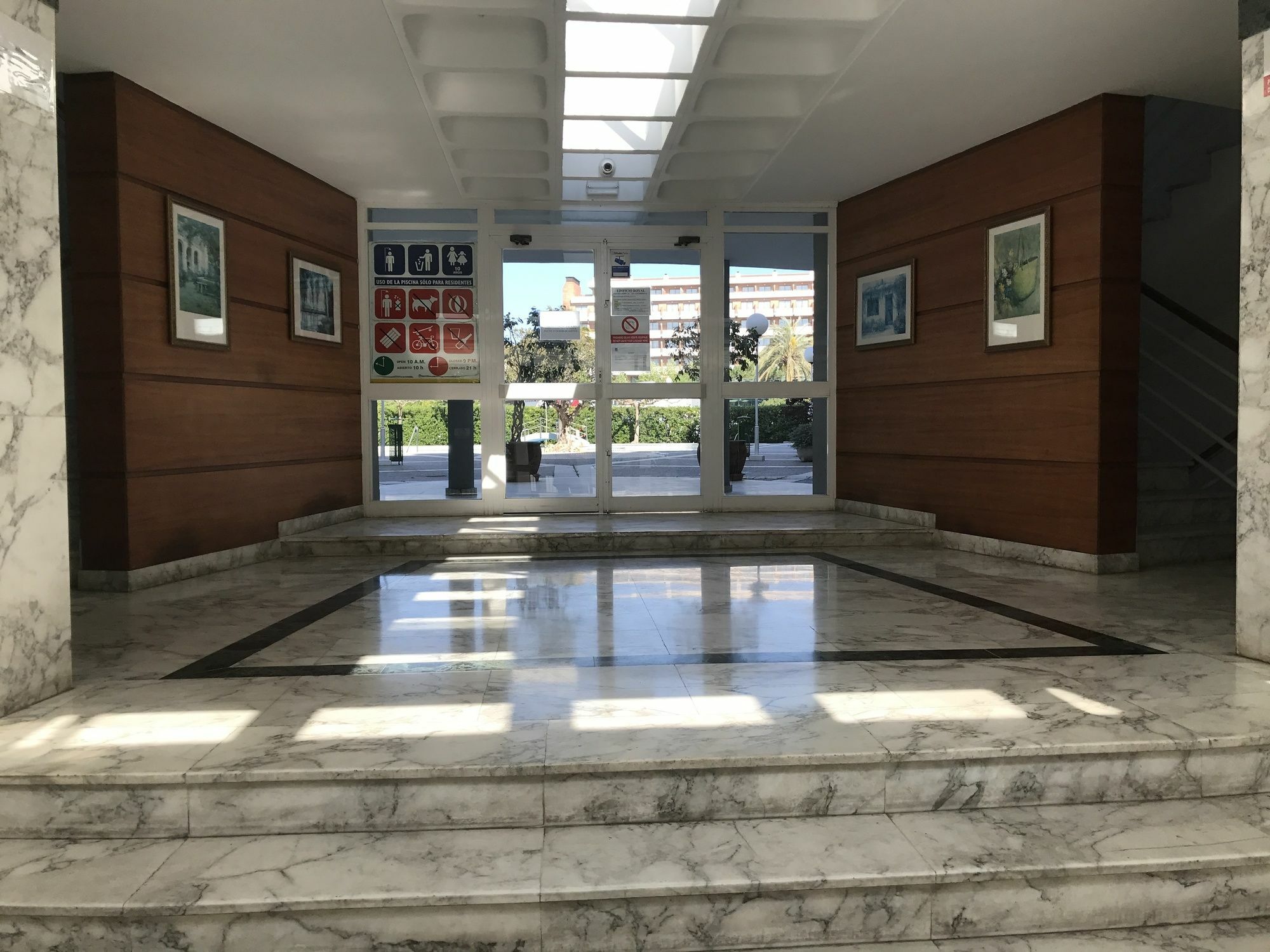 Costa Dorada Apartments 萨洛 外观 照片