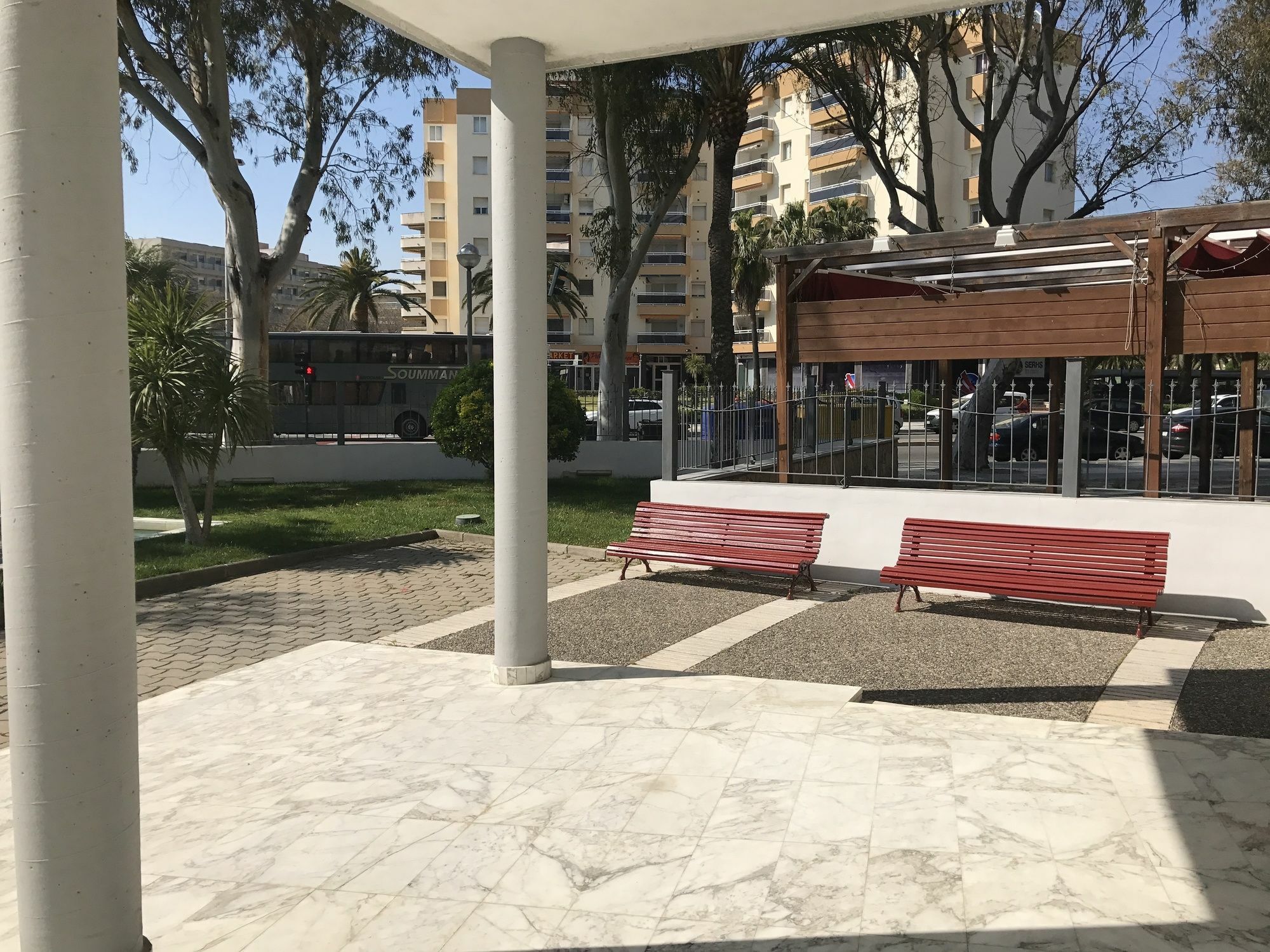 Costa Dorada Apartments 萨洛 外观 照片